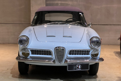 Alfa Romeo 2000 Touring Spider