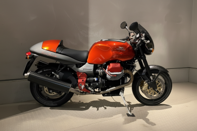 Moto Guzzi V11 Rosso Mandello