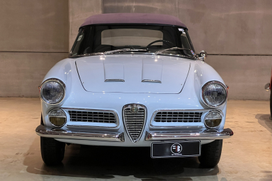 Alfa Romeo 2000 Touring Spider