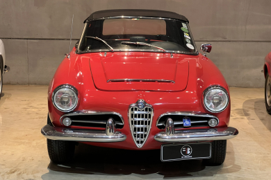Alfa Romeo Giulia Spider