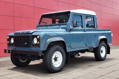 Land Rover Defender 110